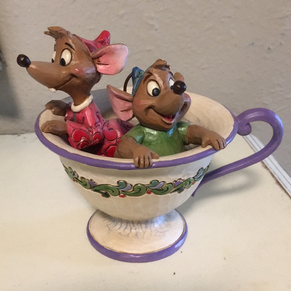 Jim Shore Disney Figurine - Jaq and Gus Teacup